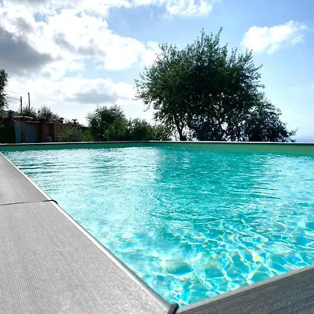 بيت للعطل Orange Moderno Tra Gli Ulivi Di سورينتو