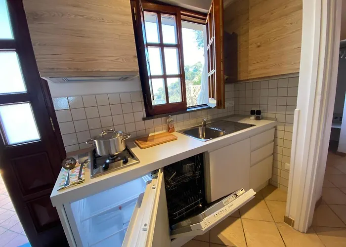 Feriehus Orange Moderno Tra Gli Ulivi Di Sorrento